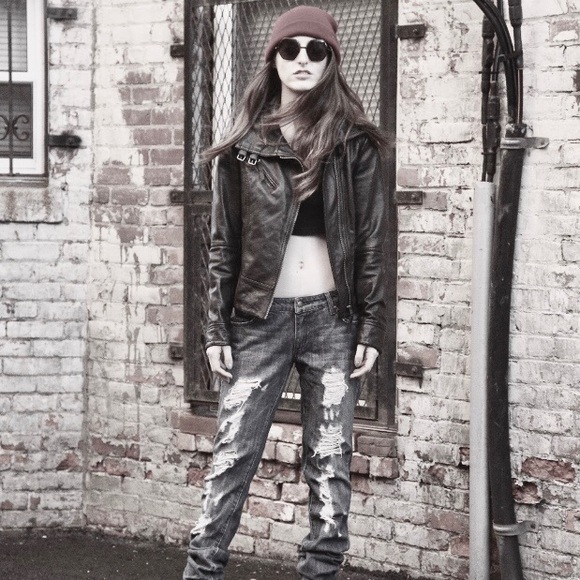 LF Super Distressed Jack Jean - Picture 13 of 14